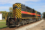 IAIS 151 leading long hood forward on a westbound RIIC at Moscow, IA.  Taken 14-Oct-2008