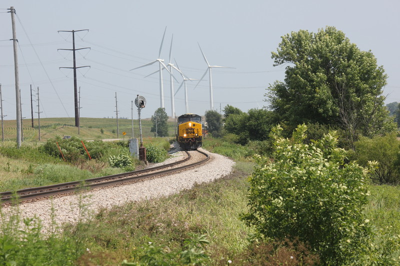 While the train crew set out much of their train at Menlo, we found a campsite and got set up at lake Anita S.P. while monitoring the scanner. When I knew they were getting close I headed back out to my favorite stretch along the White Pole Road for another runby, working in the cool 161/345 dual voltage power line.