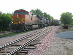 EB is stopped at the Atlantic crossover while the conductor grabs paperwork off the fax machine in the depot.