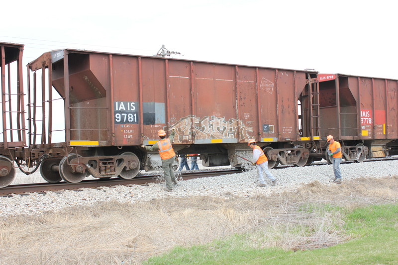 Dumping ballast at MP206.5.