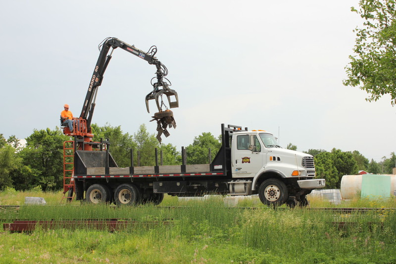 Loading tie plates in Wilton.