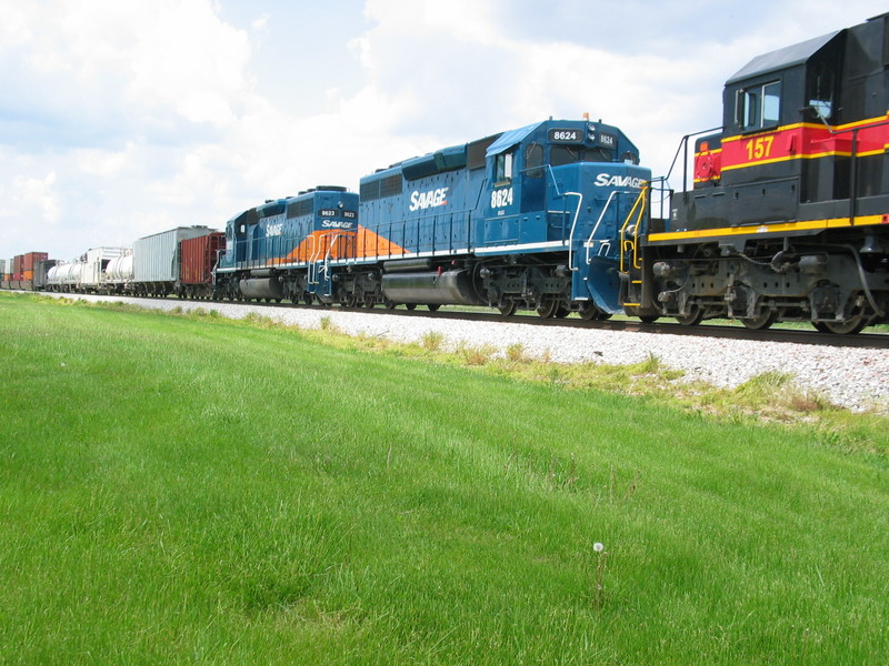 Savage SD40s dead in tow.