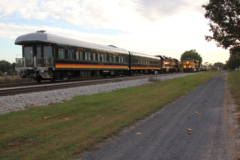 Turn meets the Pass. special at the west end of N. Star.