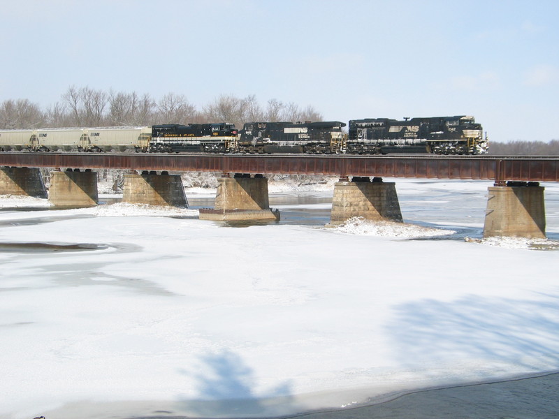 EB NS on the Moscow bridge.