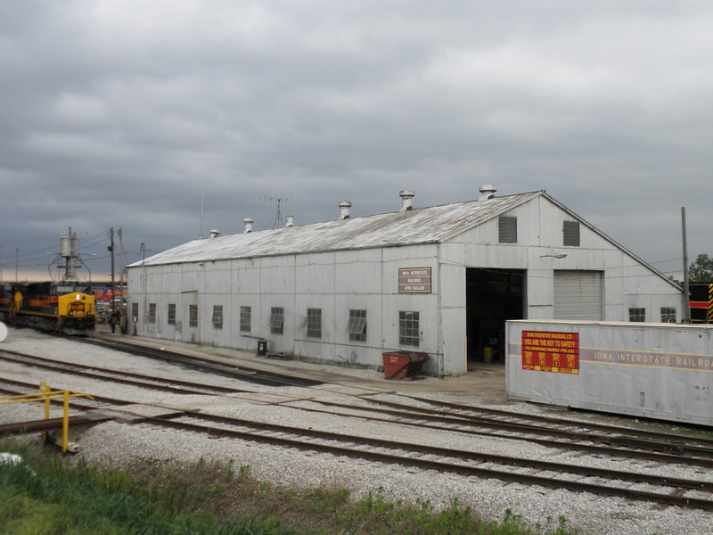 First up, a prototype pic of the Bluffs electrician's storage trailer (far right), an ex-BNZ 40-footer.