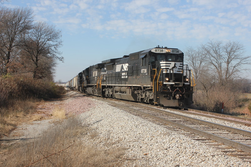 Extra grain train is headed for Cedar Rapids, Nov. 10, 2015.