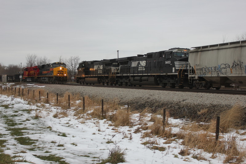 Extra WB and East train meet at N. Star, Nov. 25, 2015.