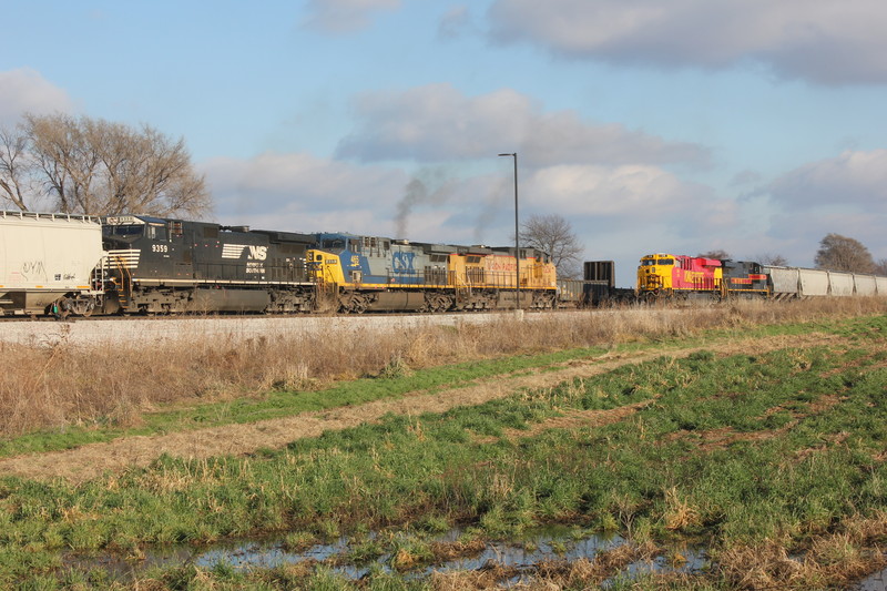 Another interesting consist on the NS grain train, meeting the WB at the west end of South Amana, Dec. 2, 2015.