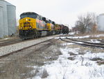 WB passes the Frantz tank car at Wilton, Jan. 8, 2013