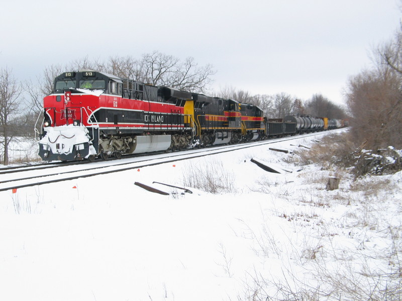 EB is pulling up the main at the N. Star crossing mp210.