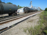 Shoving in to pick up fertilizer tanks at Atalissa.