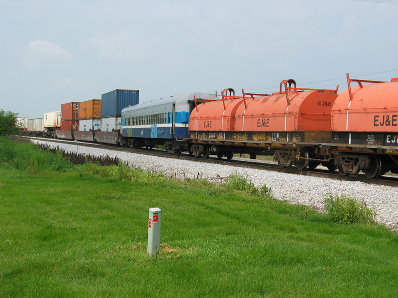 Commuter car on the eastbound, Twin States siding, Aug. 5, 2007.