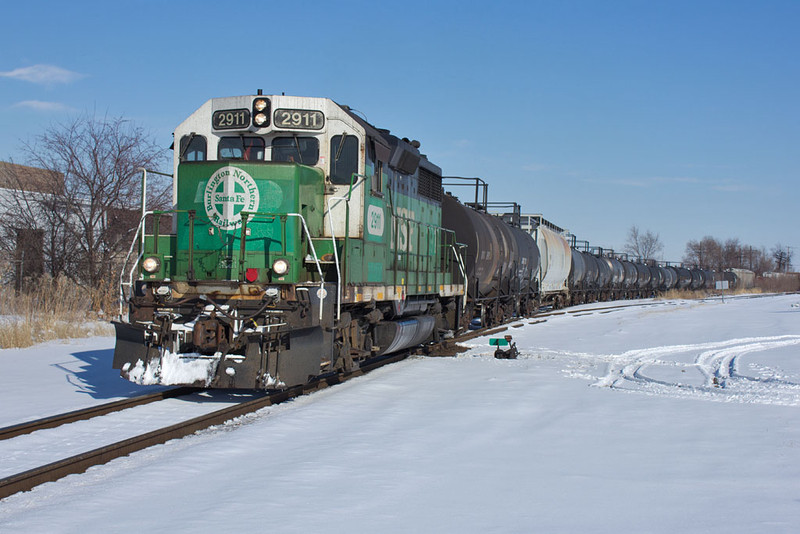 BNSF's 427 job at 23rd St; Moline, IL.