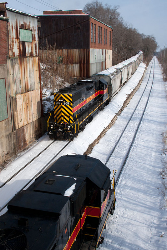 709 drops down the connection with the cement empties and will tie onto the rear of 717 for the rest of the trip to Utica.