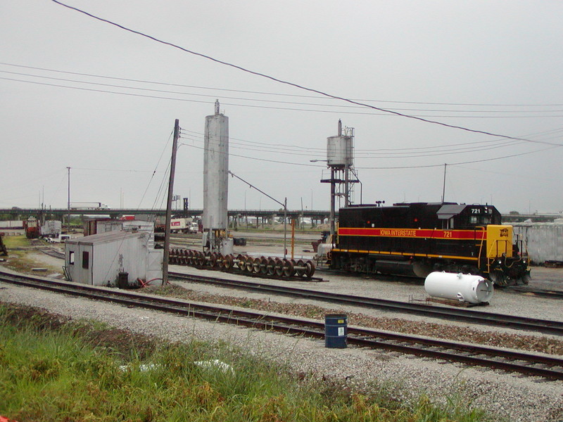 Prototype photo looking SW, 6/10/2005.  I've been modeling the IAIS for almost 12 years, but just learned a couple months ago that the east sand tower (on the left in the photo) was a repurposed 8000 gallon tank car.