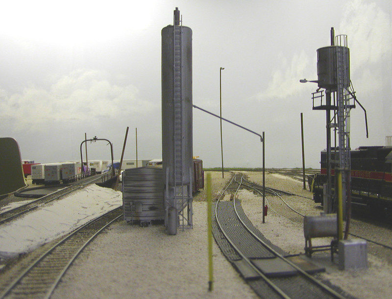 Looking south at the new east sand tower.  I used an old Silver Streak 8000 gallon tank car body given to me by Bob Gretillat with a scratchbuilt base and sanding pipe.