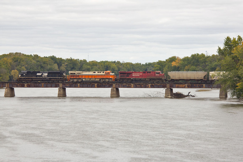 NSPEDM-09 @ Rock River; Colona, IL.