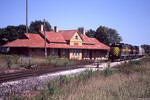 IAIS 405 with RIIC-31 @ West Liberty, IA.  July 31, 2004.