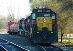 IAIS 403 pulls out of Evans yard with a short BISW ready to head up toward the RI main and into Burr Oaks. Blue Island, IL