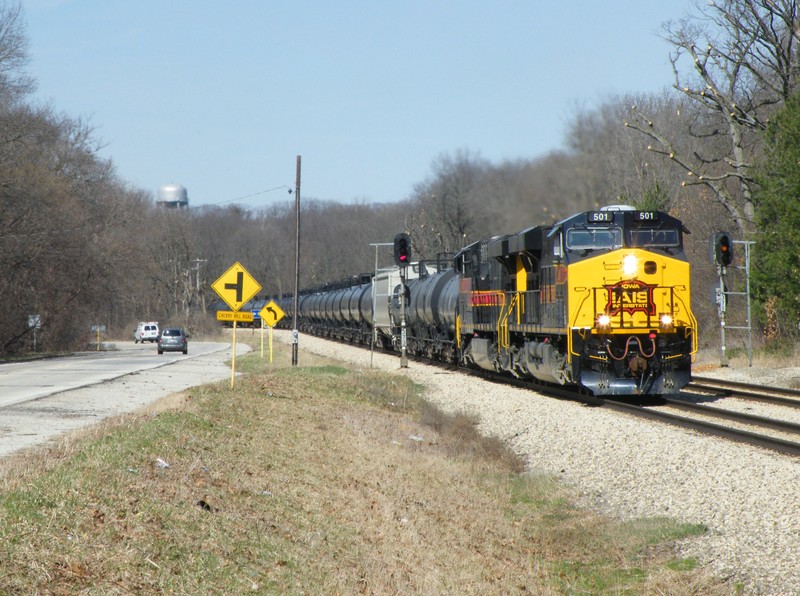 Iowa 501 and 508 are wide open thundering out of the Joliet river valley, following Rte 30 into New Lenox.
