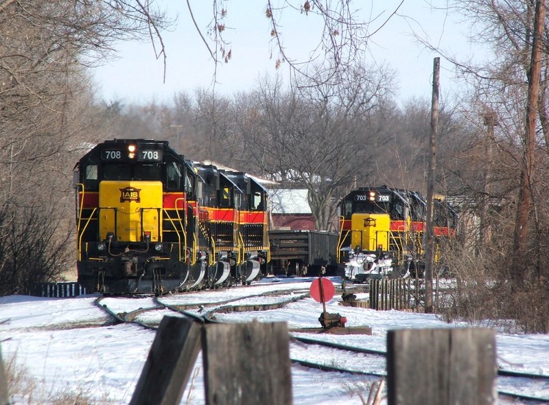 The new BICB power to the left, and ICCR power gathering their train to the right.