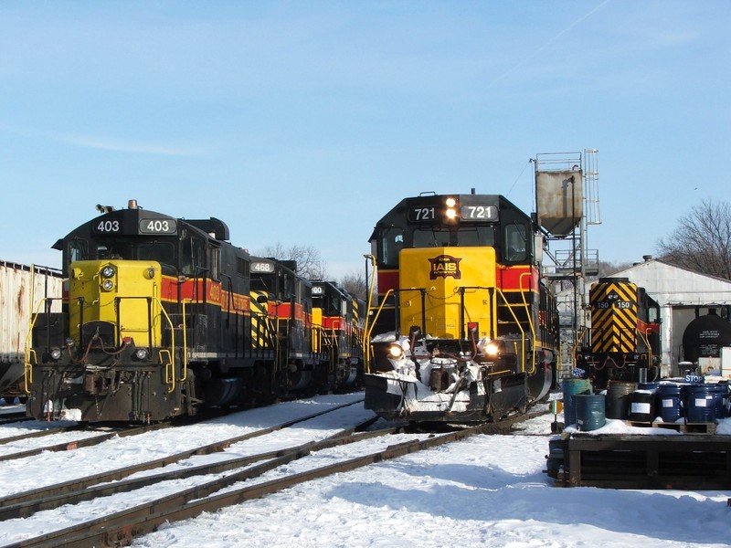 BICB power from RI gets set out next to the engine house while 403 and friends get prepped for their trip back west.