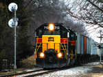 IAIS 713 West approaches the Rock Island signal protecting the Grinnell diamond after meeting the eastbound train on March 6, 2006.  Photo by Tom Gault