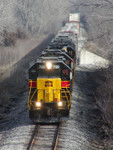 BICB-27 heads into Council Bluffs, IA on 12/29/04 with 709 up front.  Photo by Joe Atkinson.