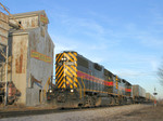 705 leads BICB with 715 at Atalissa, IL on 31-Dec-2004.  Photo by Nathan Holmes.