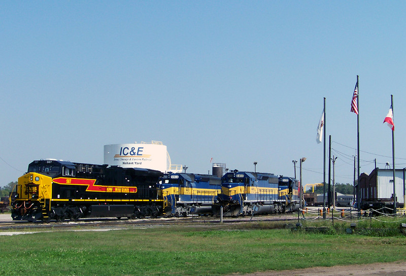 IAIS 507 @ Nahant Yard, Davenport, IA.  Bill Pearsall #2.