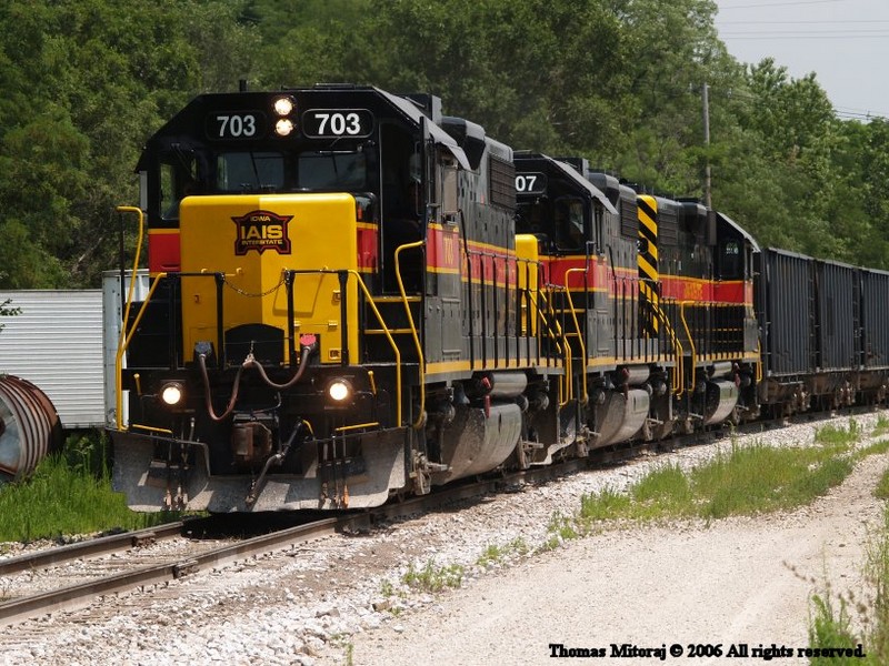 IAIS\IAIS 703 & 707, Westbound BICB, LaSalle, August 2006