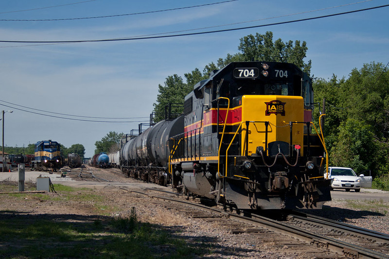 Ready to shove east up the Golden State mainline.  West Davenport, IA.