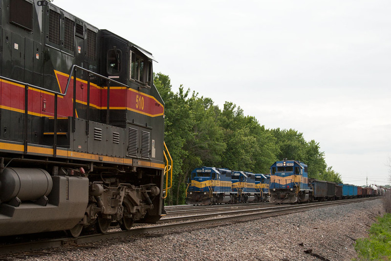 BICB-01, stored SD40-2s & the Nahant Switcher @ Concord St; Davenport, IA.