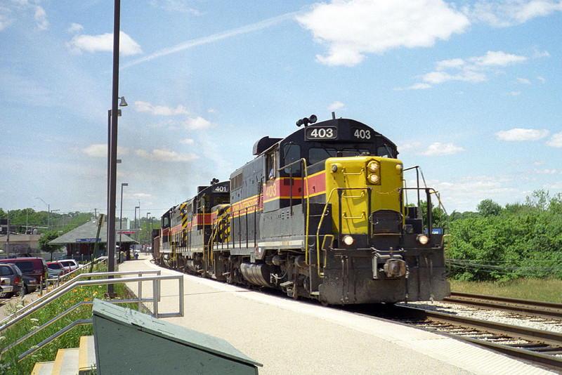 IAIS 403 on NTBI @ New Lenox, IL.  June 29, 1999.