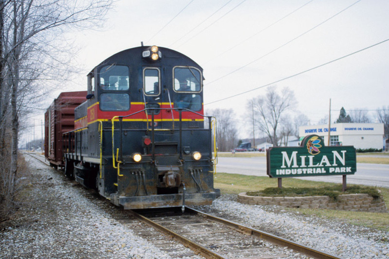 IAIS 250 with RISW-15 @ Milan, IL.  March 15, 2002.
