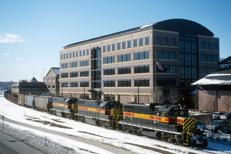 IAIS 400 with CRPE @ Moline, IL.  February 11, 2004.