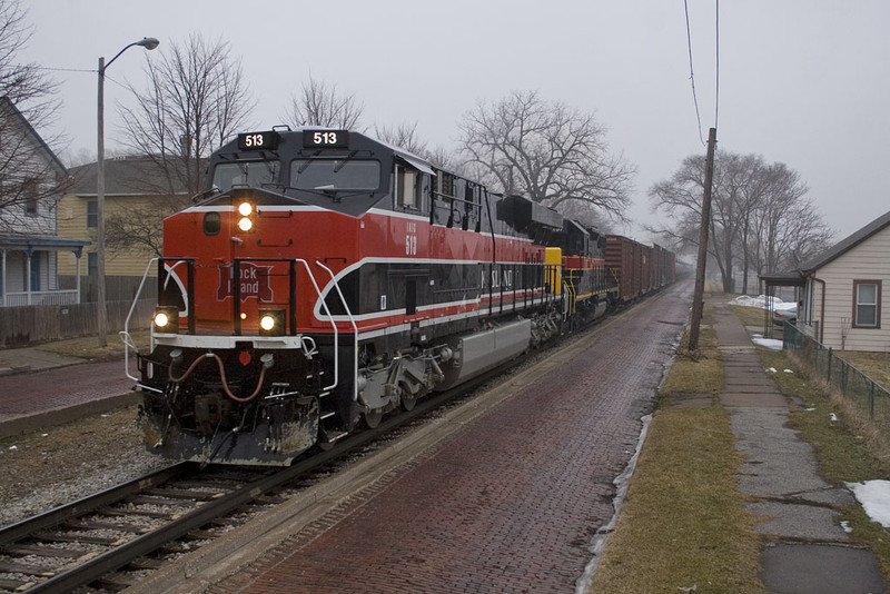 IAIS 513 with BICB-07 @ 5th St; Davenport, IA.  March 8, 2010.