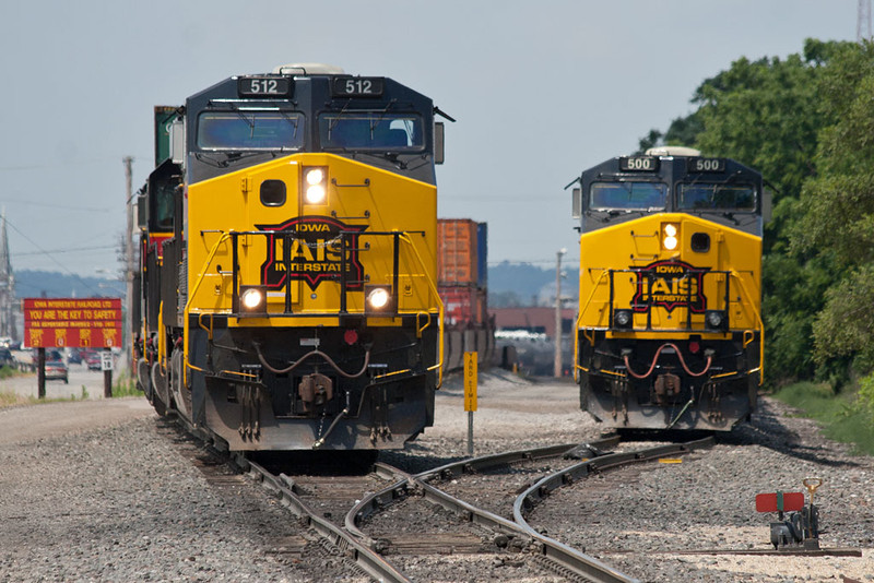 CBBI-12 (512) & RISW-13 (500) @ 44th St; Rock Island, IL.  July 13, 2011.