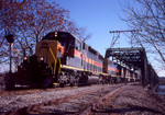 IAIS 151 with BICB-22 @ Government Bridge; Davenport, IA.  November 23, 2005.