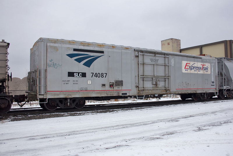 SLC 74087 on BICB-27 @ 44th St; Rock Island, IL.  December 28, 2012