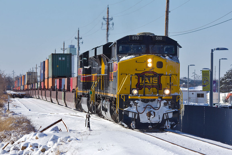 CBBI-22 @ 34th St; Moline, IL.  December 23, 2013