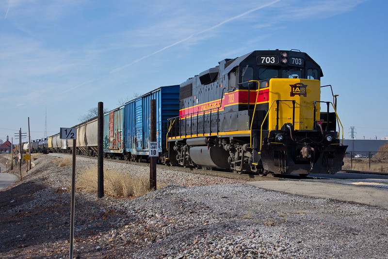 RISW-19 @ 44th St; Rock Island, IL.  November 19, 2013