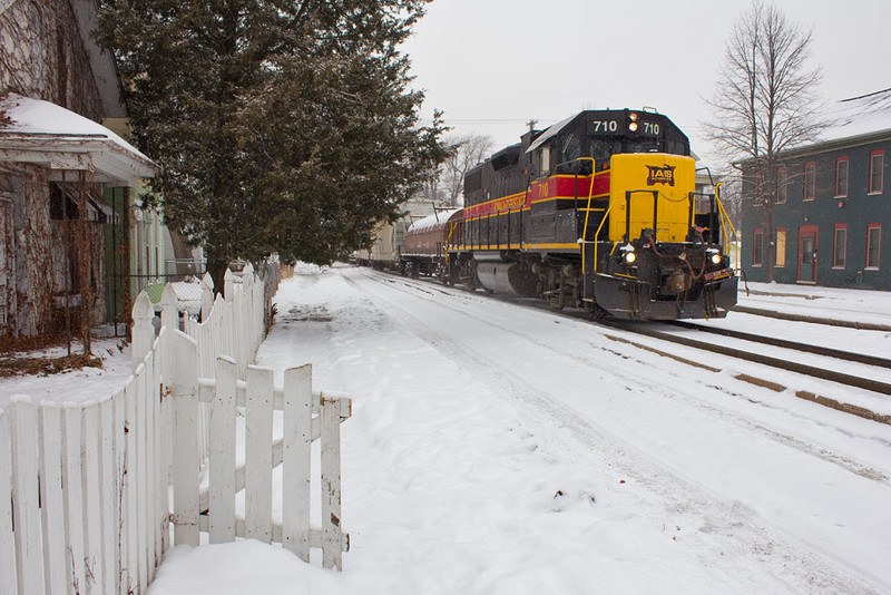 RISW-31 @ 5th St; Davenport, IA.  December 31, 2013