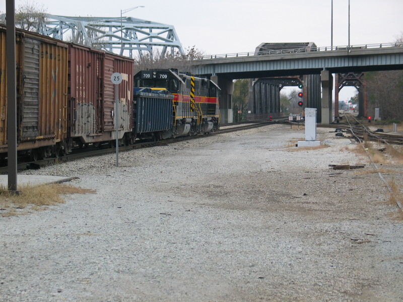 Looking southwest toward Robbins, at the Calumaet Sag Channel bridges.  Nov. 4, 2006.