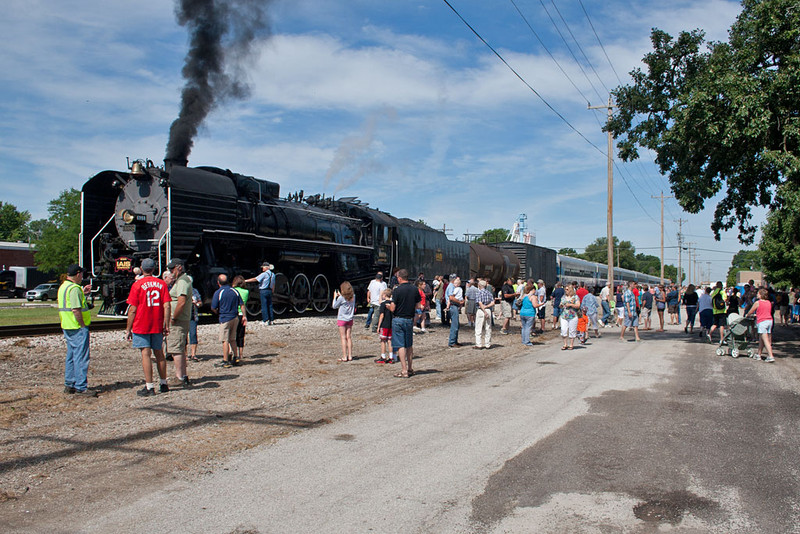 The crowd @ Durant, IA.