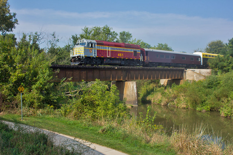 IANR461_HawkeyeExpress_ClearCreek_CoralvilleIA_5Sep2015_1.jpg