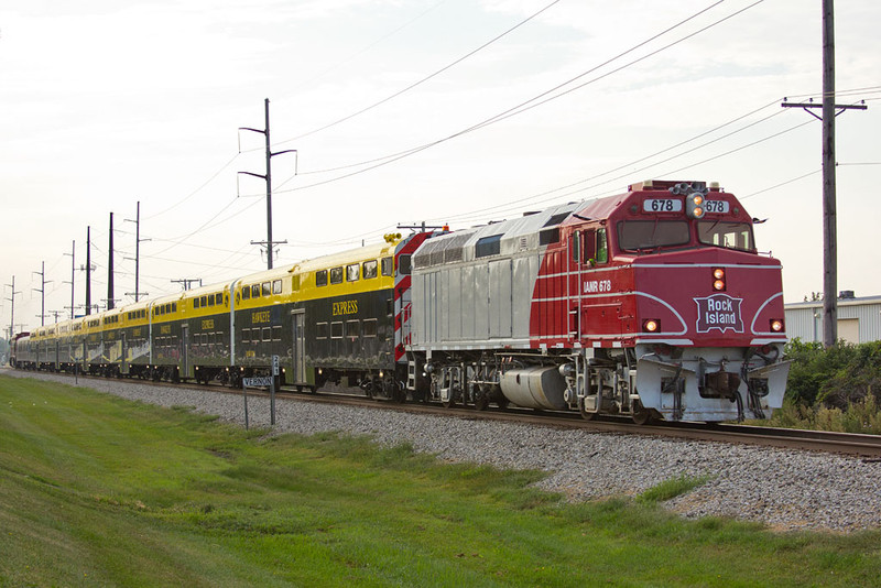 IANR678_HawkeyeExpress_Vernon_CoralvilleIA_5Sep2015.jpg