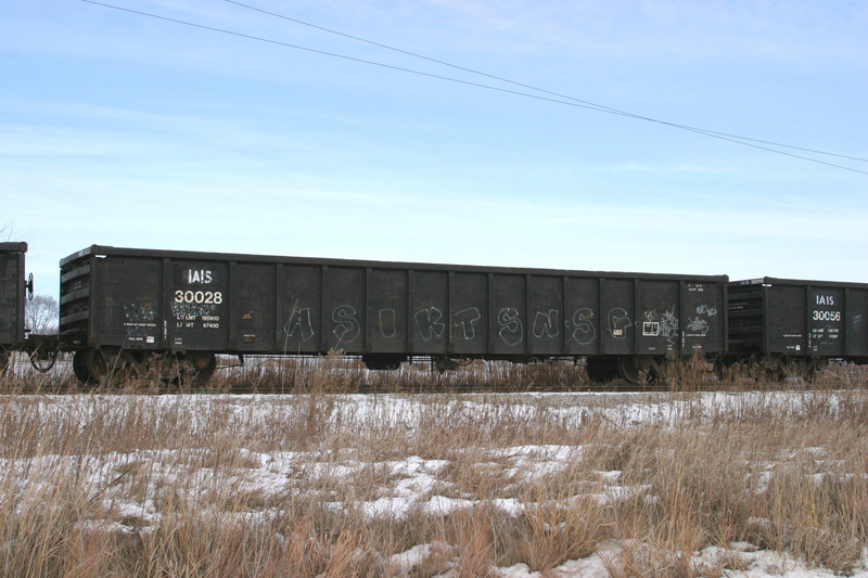 IAIS 30028 at Wilton, IA, on 23-Dec-2005