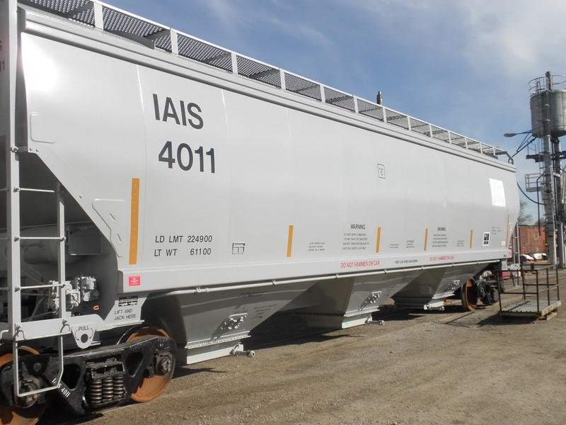 IAIS 4011 at Council Bluffs, IA, on 7 Nov 2012.