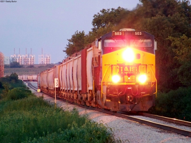 IAIS 503 South departing 900 Interchange Yard